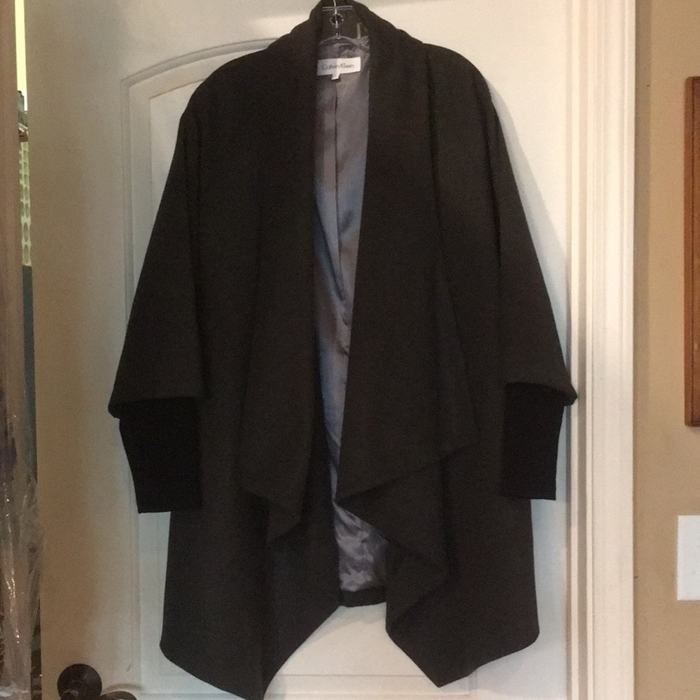Calvin Klein lined gray cape/jacket S